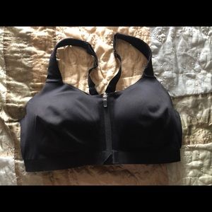 Victoria’s Secret knock out sports bra